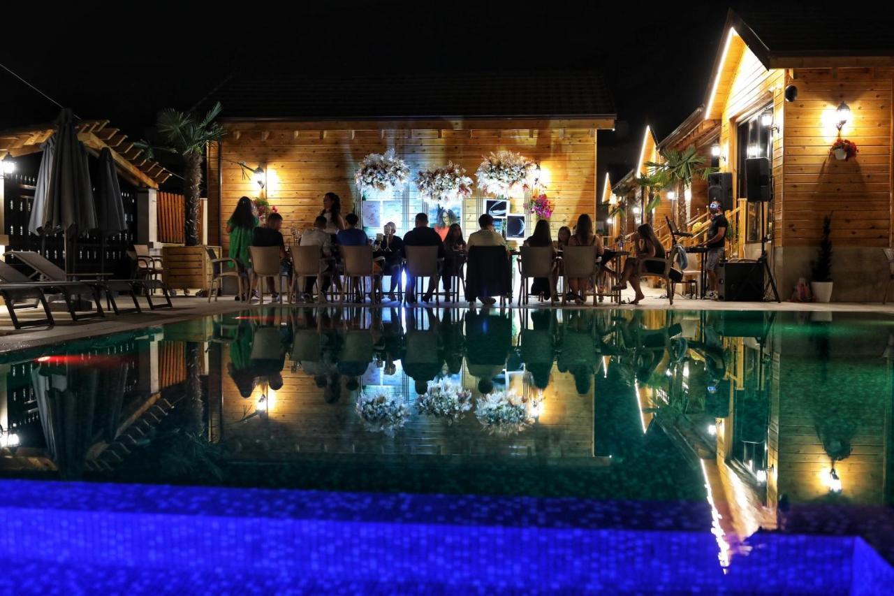 Bujtina Siar Hotel Pogradec Bagian luar foto